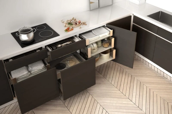 A magic pull-out to store your daily utensils